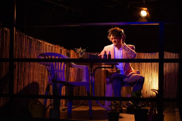 In Schwebe-In Limbo_Theater an der Glocksee_©Leona Ohsiek-3.JPG