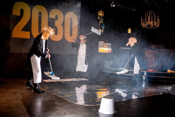 Mephisto.Under Pressure._Theater an der Glocksee_FINAL_©Leona Ohsiek-79.JPG